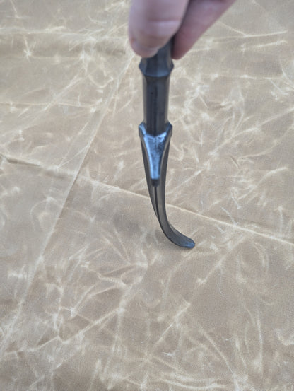 Quillon Dagger